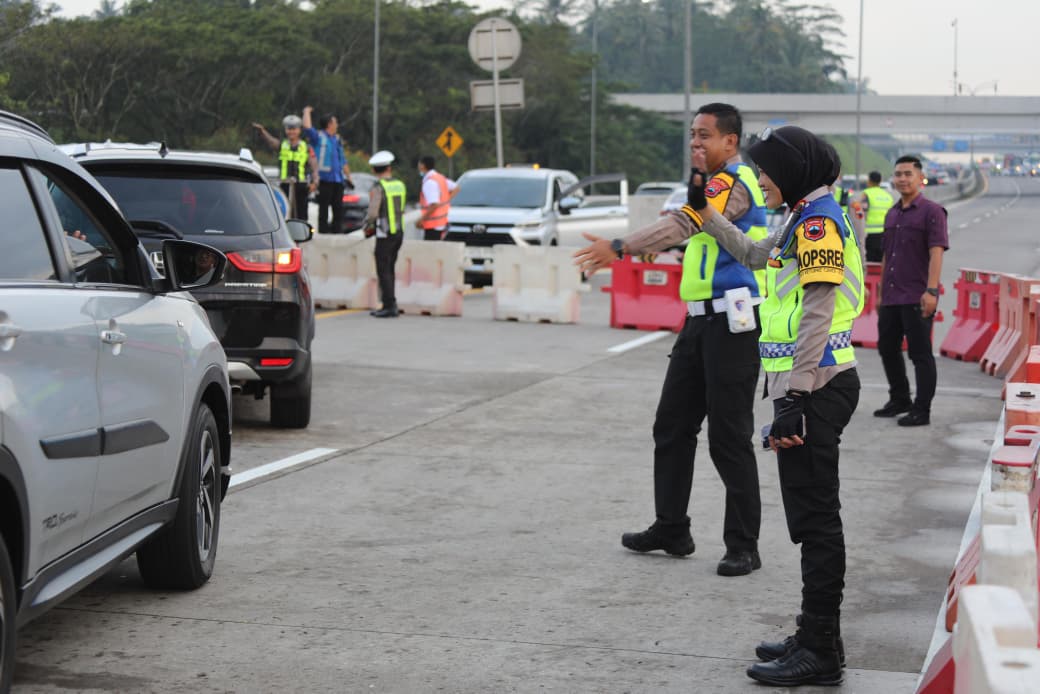 Mudik Lebaran 2026 Memadat, Polisi Terapkan One Way Kalikangkung–Tingkir