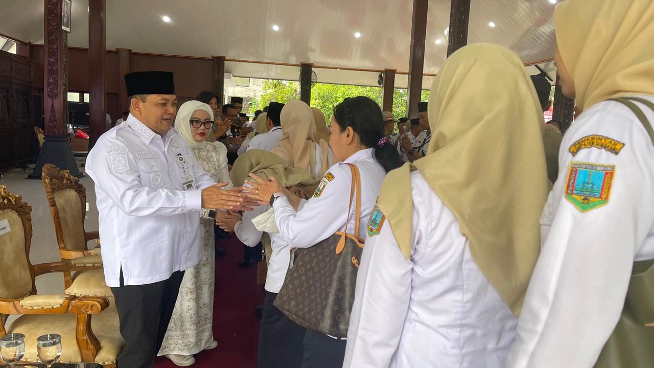 Masuk Kerja Perdana usai Lebaran, Bupati Semarang Pastikan ASN Tanpa Mangkir