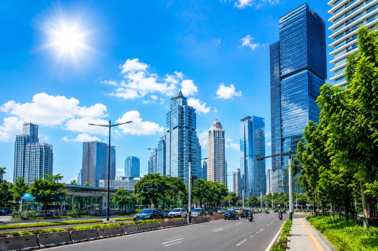 Cuaca Semarang Hari Ini Cerah, Suhu Pagi 22 Derajat Celsius, Kelembapan Udara Tinggi