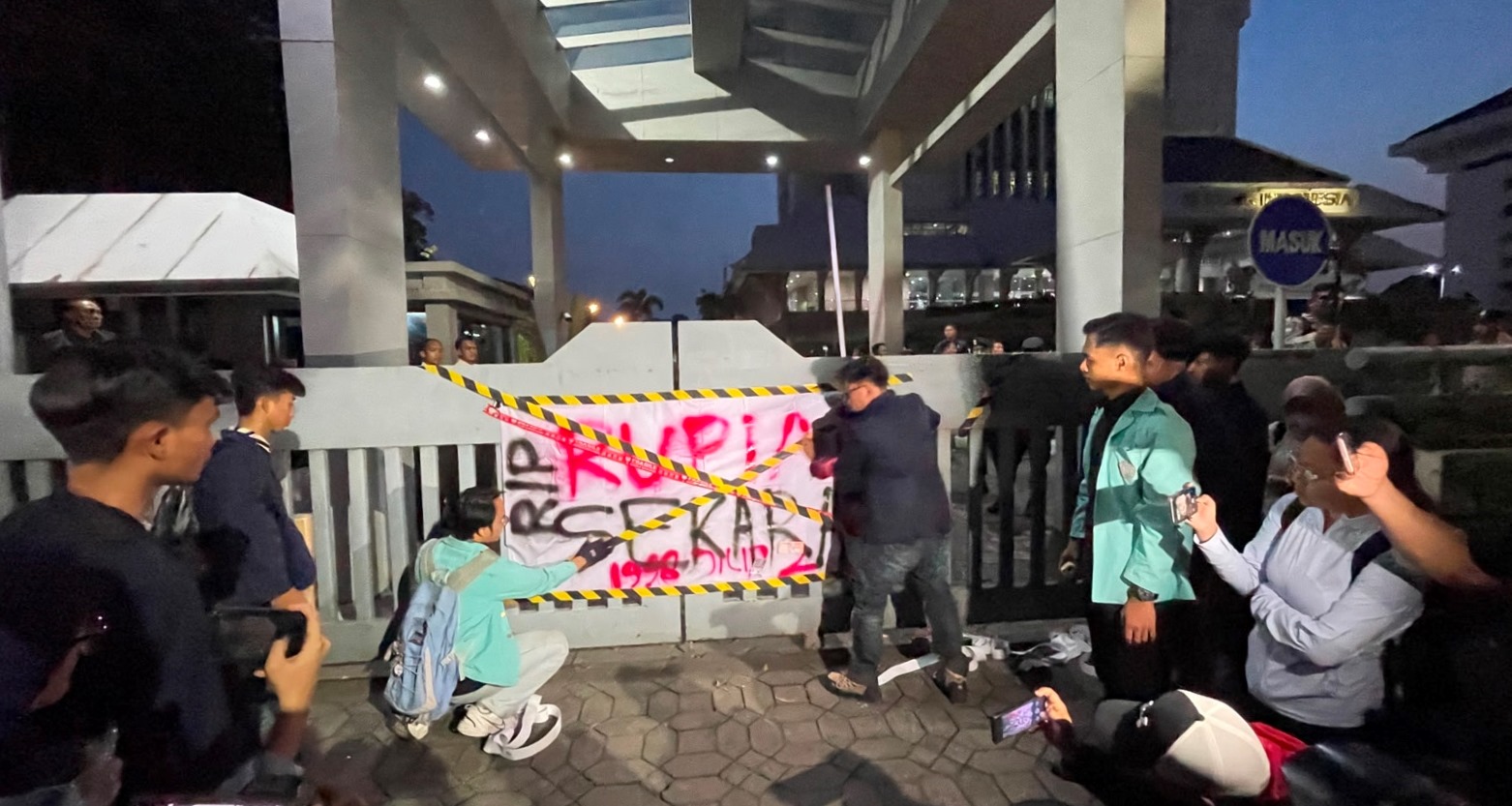 BEM SI Jateng Beri Ultimatum 18 Hari untuk Pemerintah, Siapkan Aksi Nasional