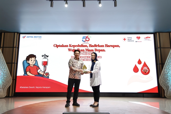 HUT Ke-56, Astra Motor Gelar Donor Darah Serentak dan Himpun 560 Kantong Darah